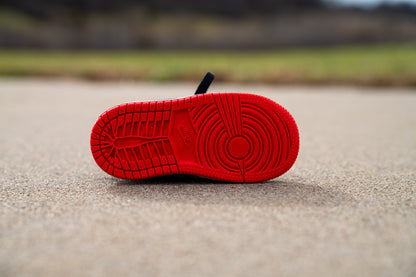 Jordan 1 Mid [CEMENT GREY RED] Standing Sneaker Putter Cover