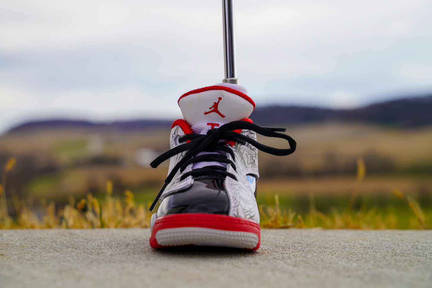 Jordan Dub Zero [WHITE VARSITY RED] Standing Sneaker Putter Cover - Front